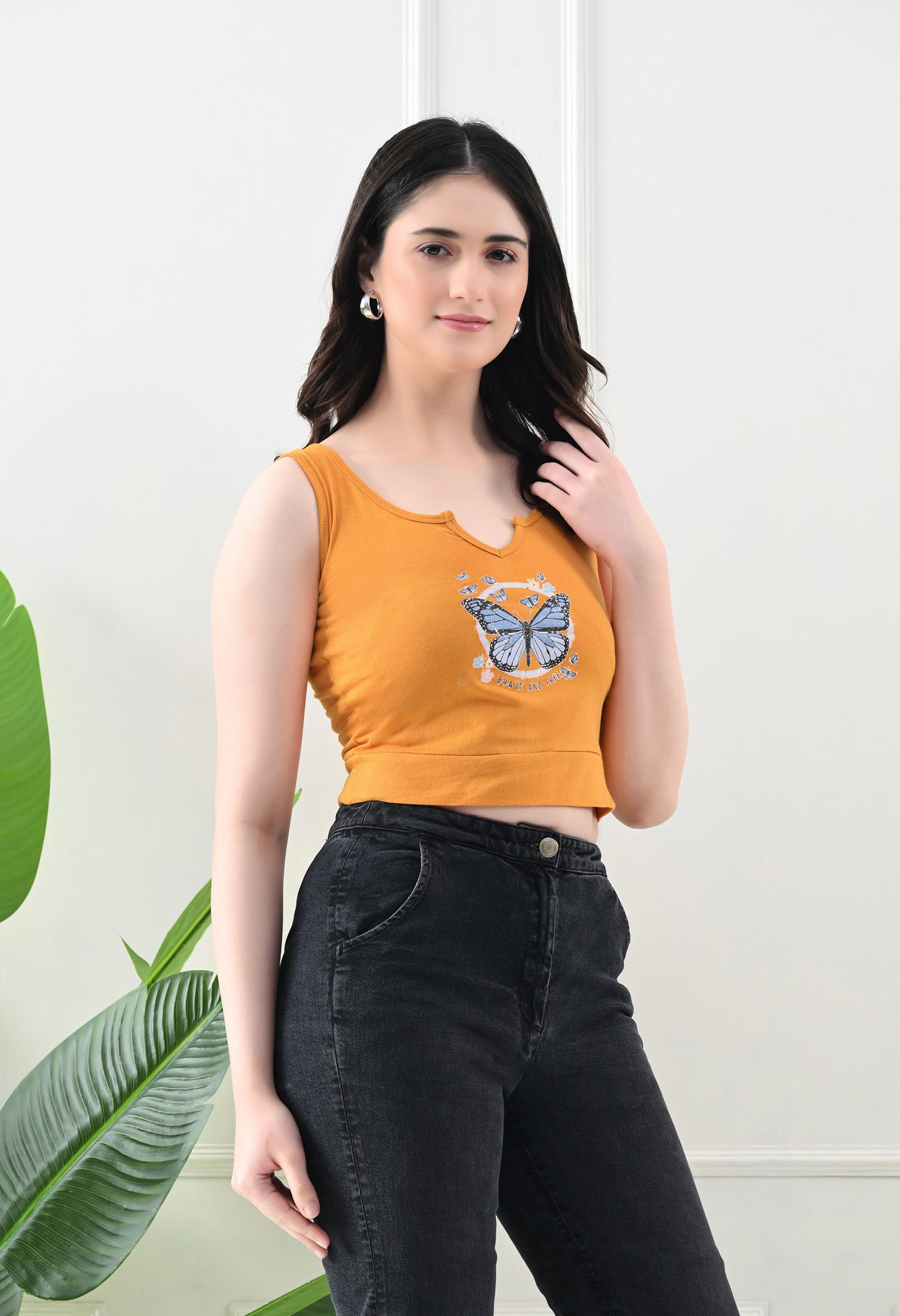 Brave & Free Crop