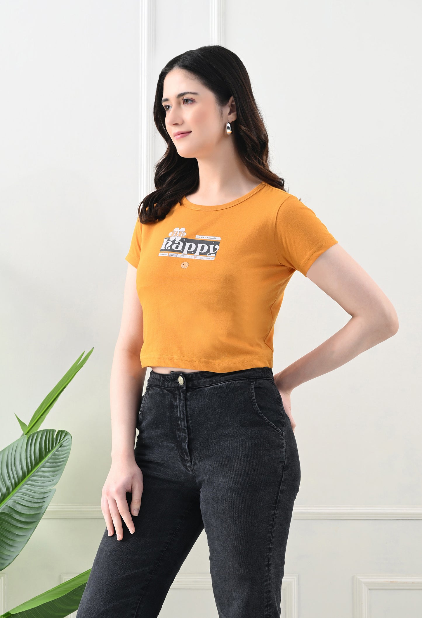 Stay Happy Crop ☀️