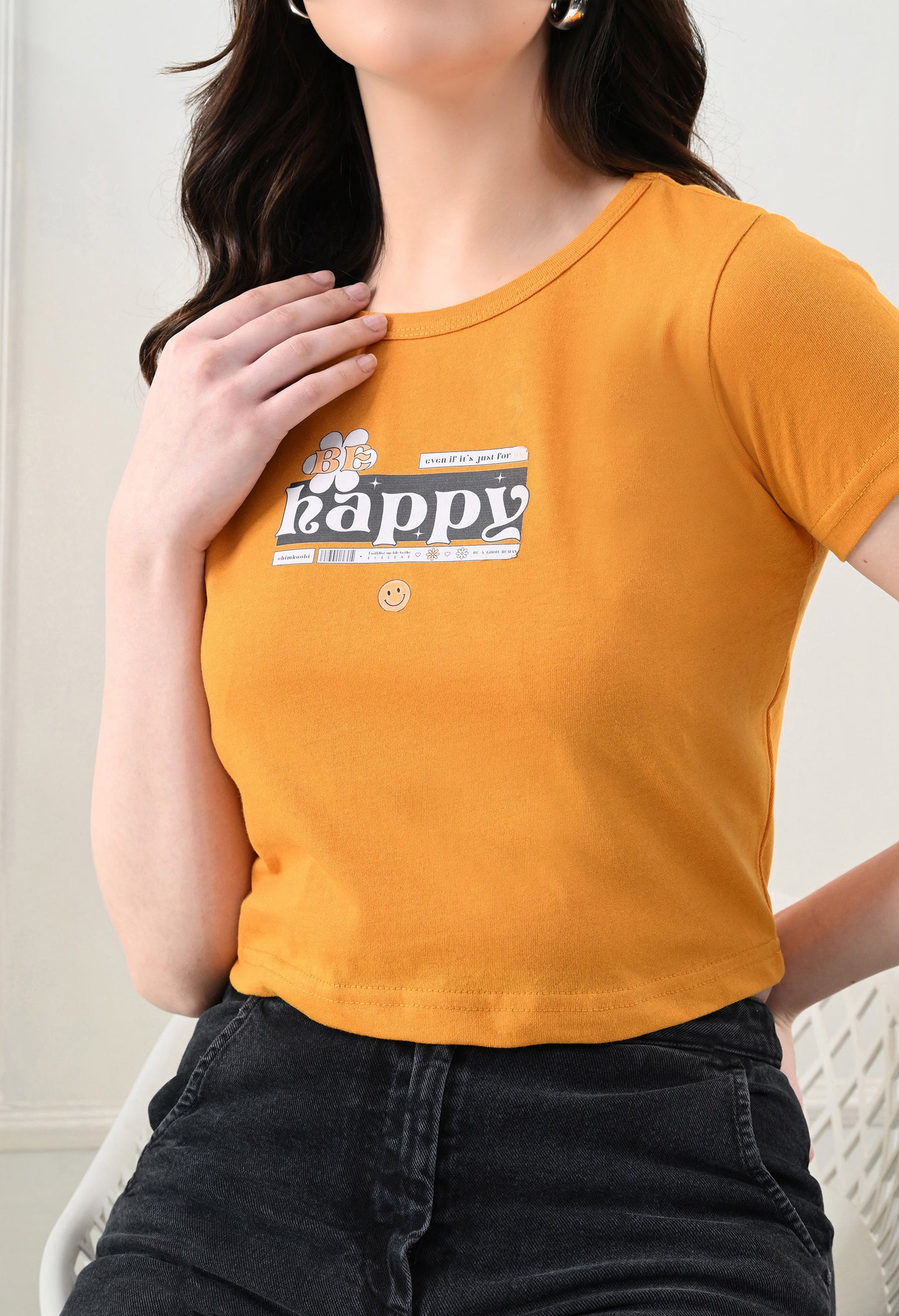 Stay Happy Crop ☀️