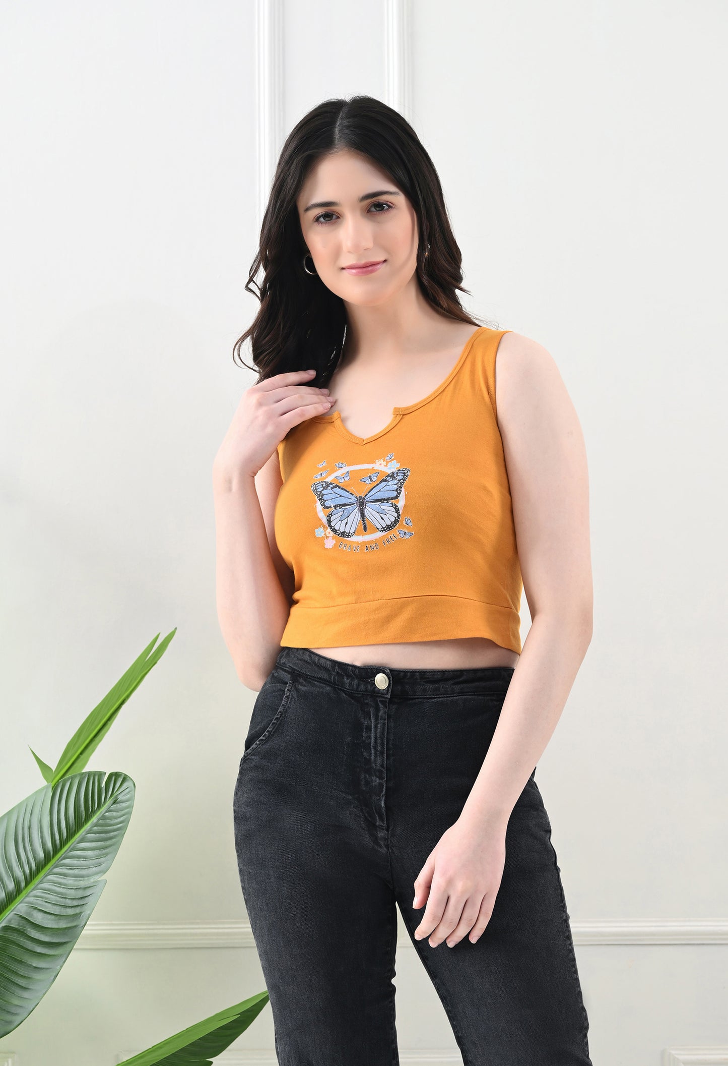 Brave & Free Crop