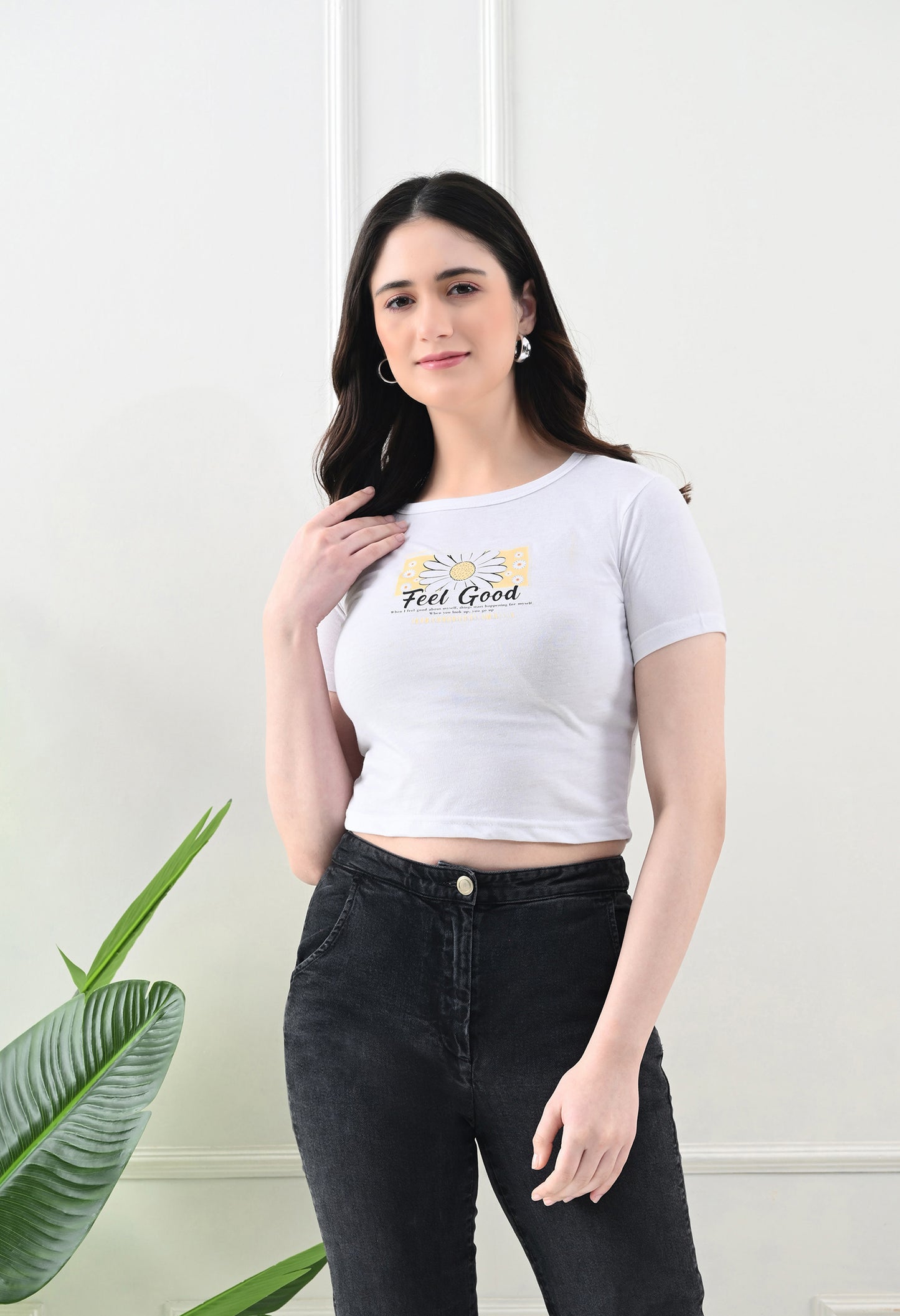 Feel Good Daisy Crop Top 🌼