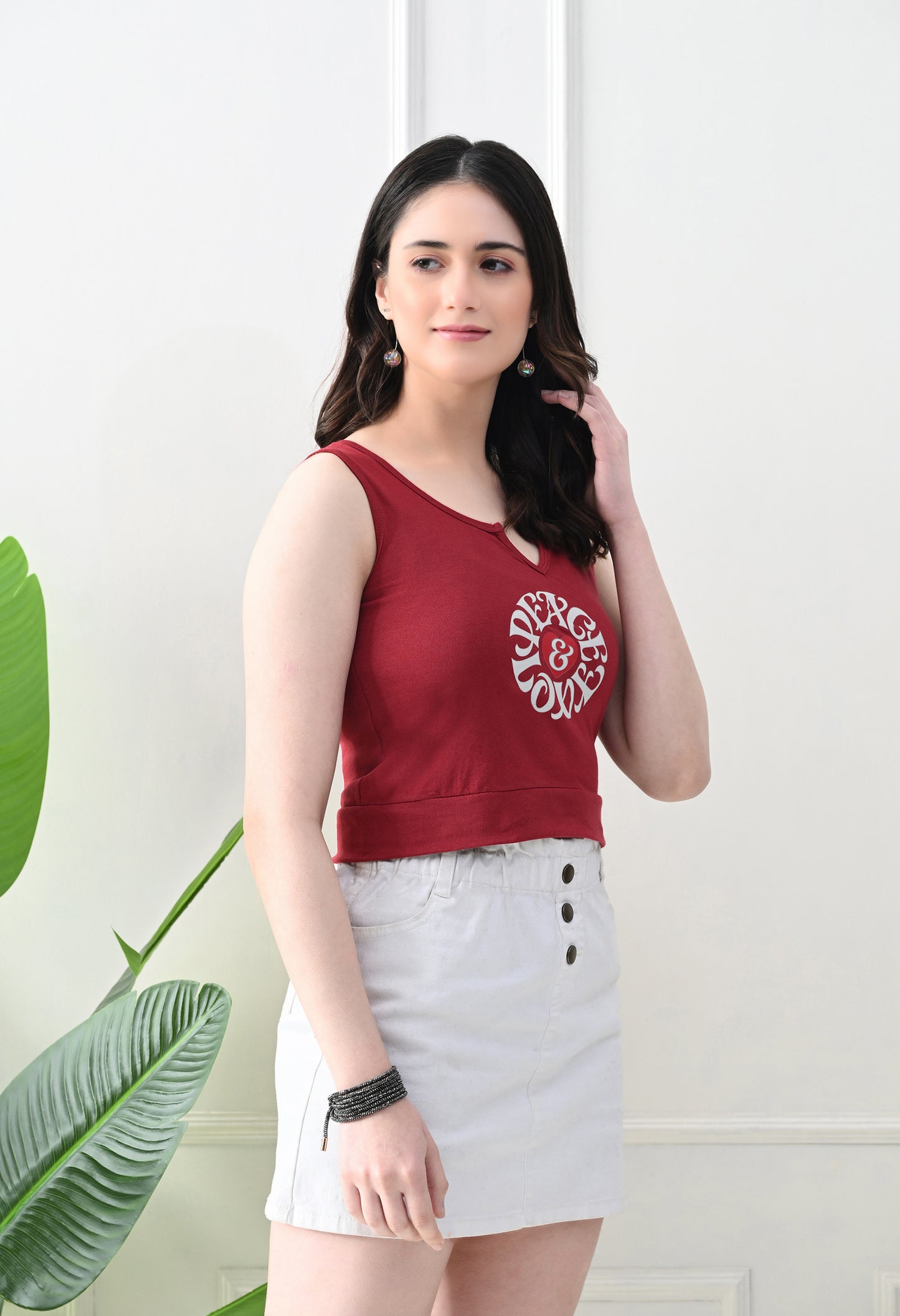 Peace & Love Notch Neck Tank Top – Maroon