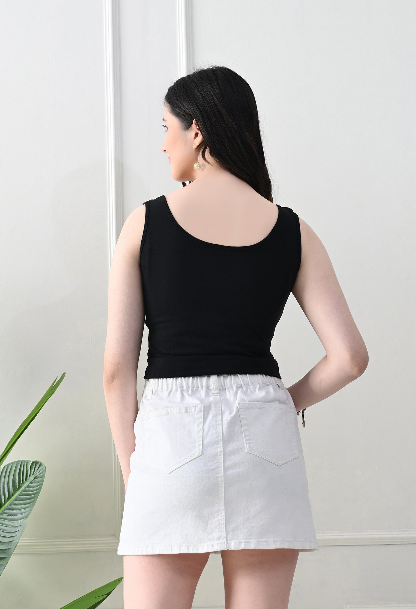 Midnight Muse Cut-Out Neck Tank Top – Black